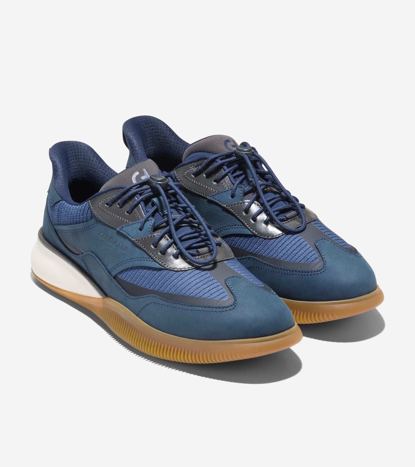 6.ZERØGRAND QUICK-ON SNEAKERS