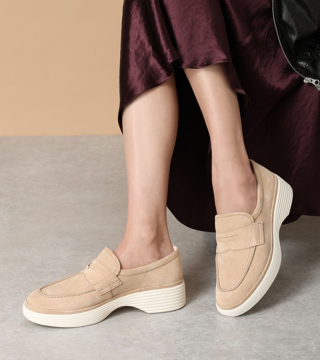 ØRIGINALGRAND CITY PLATFORM PENNY LOAFERS
